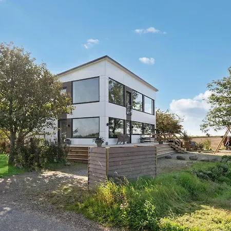 Gorgeous In With Wifi